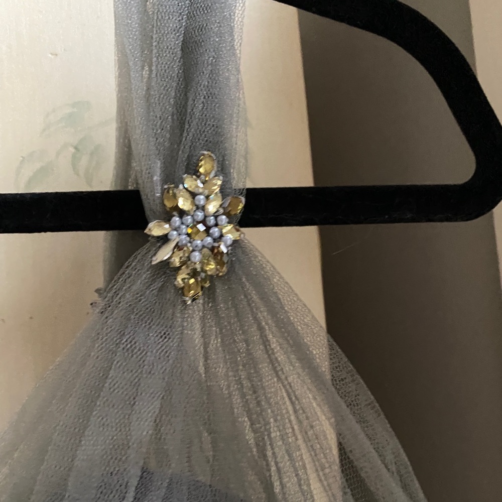Montage by Mon Cheri - Silver Embroidered Grey/Gold Sequin Tulle Gown Size 10 - Picture 6 of 17